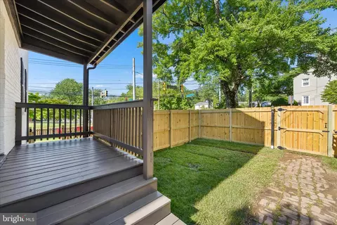 Exterior - 1515 Dennis Ave, Silver Spring, MD 20902 photo 10 of 22