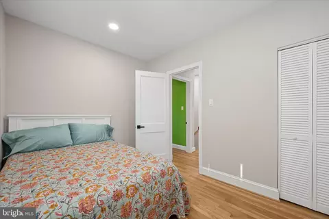 Bedroom - 1515 Dennis Ave, Silver Spring, MD 20902 photo 7 of 10
