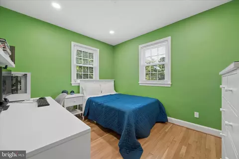 Bedroom - 1515 Dennis Ave, Silver Spring, MD 20902 photo 4 of 10