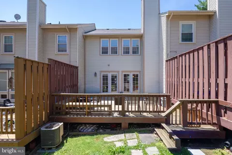Exterior - 17 Hickory Hill Ct, Silver Spring, MD 20906 photo 7 of 8
