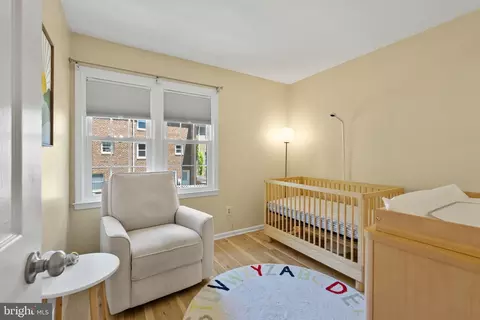 Bedroom - 17 Hickory Hill Ct, Silver Spring, MD 20906 photo 3 of 4
