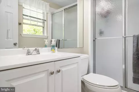 Bath - 3300 Pisner Ter, Olney, MD 20832 photo 1 of 2