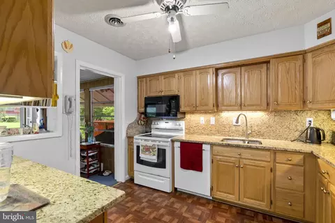 Kitchen - 807 Snider Ln, Silver Spring, MD 20905 photo 1 of 3