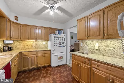 Kitchen - 807 Snider Ln, Silver Spring, MD 20905 photo 3 of 3