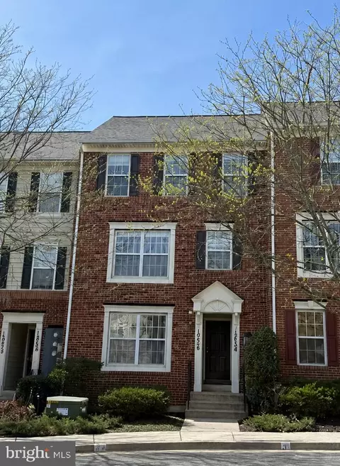10456 Damascus Park Ln #M19, Damascus, MD 20872