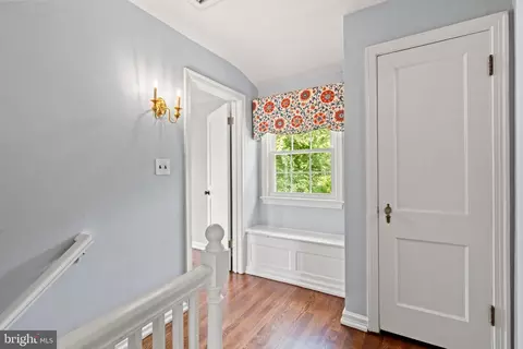 Entry Way - 10208 Edgewood Ave, Silver Spring, MD 20901 photo 2 of 2