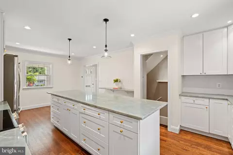 Kitchen - 10208 Edgewood Ave, Silver Spring, MD 20901 photo 2 of 4