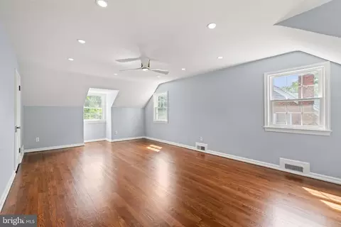 Bedroom - 10208 Edgewood Ave, Silver Spring, MD 20901 photo 1 of 7