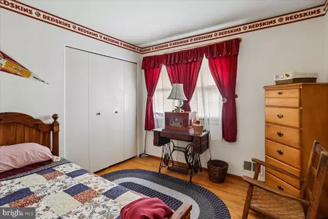Bedroom - 12622 Eastbourne Dr, Silver Spring, MD 20904 photo 3 of 6