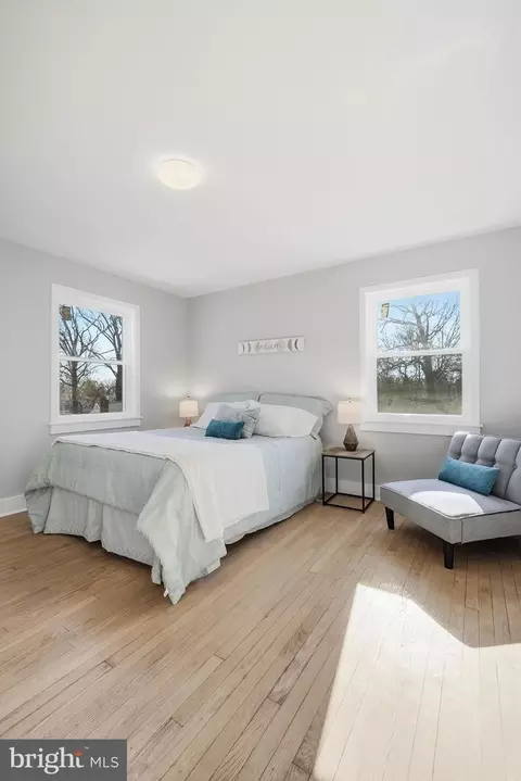 Bedroom - 8712 Geren Rd, Silver Spring, MD 20901 photo 5 of 12