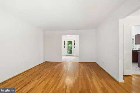1617 Billman Ln, Silver Spring, MD 20902 photo 9