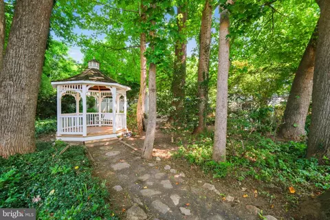 1617 Billman Ln, Silver Spring, MD 20902 photo 5