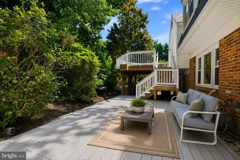 1617 Billman Ln, Silver Spring, MD 20902 photo 3