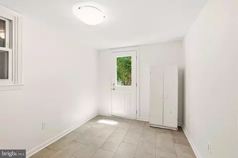 1617 Billman Ln, Silver Spring, MD 20902 photo 23
