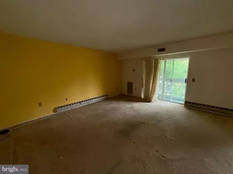 15100 Glade Dr #11-3B, Silver Spring, MD 20906 photo 2