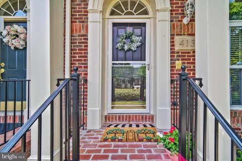 413 Longhorn Cres, Rockville, MD 20850