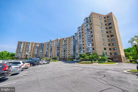 3330 N Leisure World Blvd N #5-229, Silver Spring, MD 20906