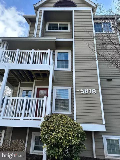 5818 Inman Park Cir, Rockville, MD 20852