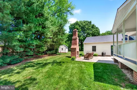 Exterior - 17212 Whites Rd, Poolesville, MD 20837 photo 15 of 24