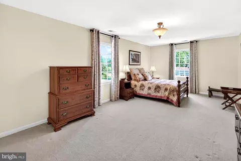 Bedroom - 17212 Whites Rd, Poolesville, MD 20837 photo 3 of 7