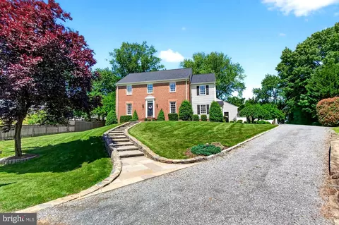 Exterior - 17212 Whites Rd, Poolesville, MD 20837 photo 4 of 24