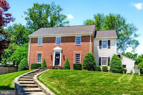 17212 Whites Rd, Poolesville, MD 20837