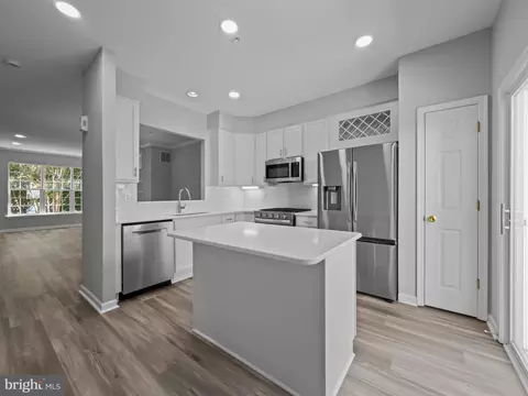 24 Case Mews, Gaithersburg, MD 20878