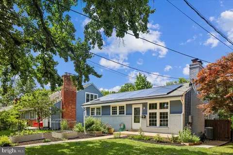 Exterior - 726 Boundary Ave, Silver Spring, MD 20910 photo 10 of 16