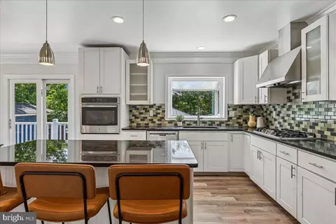 Kitchen - 726 Boundary Ave, Silver Spring, MD 20910 photo 1 of 4