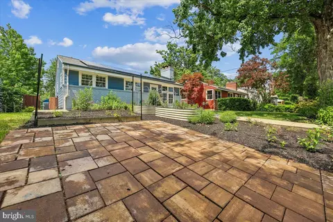 Exterior - 726 Boundary Ave, Silver Spring, MD 20910 photo 13 of 16