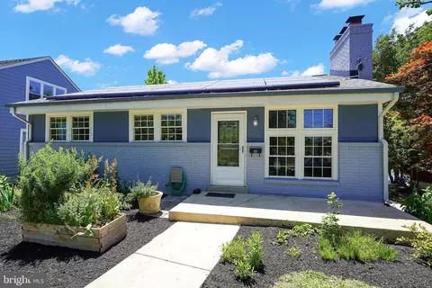 Exterior - 726 Boundary Ave, Silver Spring, MD 20910 photo 11 of 16