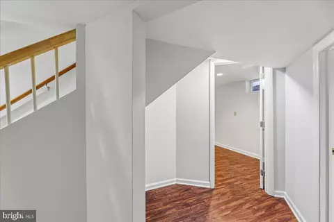 Entry Way - 726 Boundary Ave, Silver Spring, MD 20910 photo 3 of 6