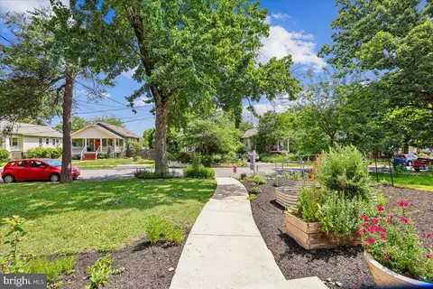 Exterior - 726 Boundary Ave, Silver Spring, MD 20910 photo 16 of 16