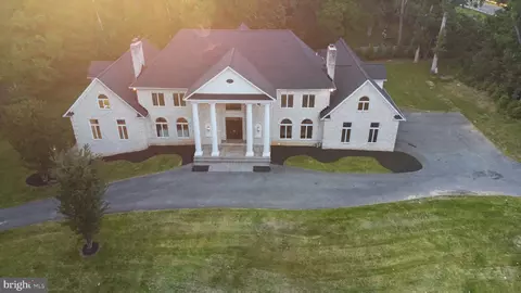 6603 Braeburn Pkwy, Bethesda, MD 20817