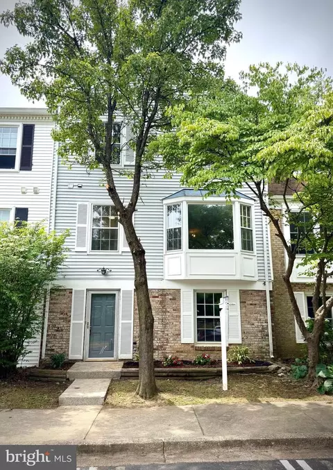 1705 Logmill Ln, Gaithersburg, MD 20879