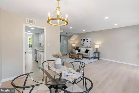1923 Lyttonsville Rd #1923, Silver Spring, MD 20910