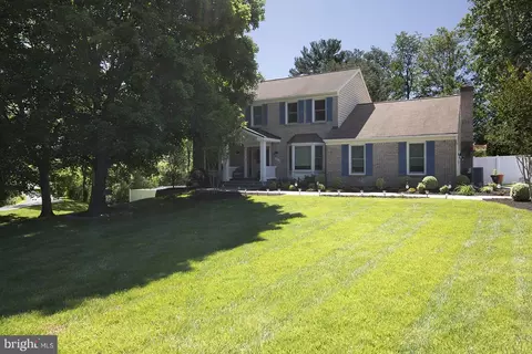 1900 Morningmist Dr, Silver Spring, MD 20906