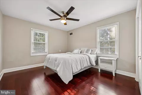 Bedroom - 6 Crestview Ct, Potomac, MD 20854 photo 1 of 3