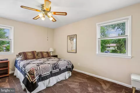 Bedroom - 2 Foxhall Ct, Silver Spring, MD 20906 photo 3 of 12