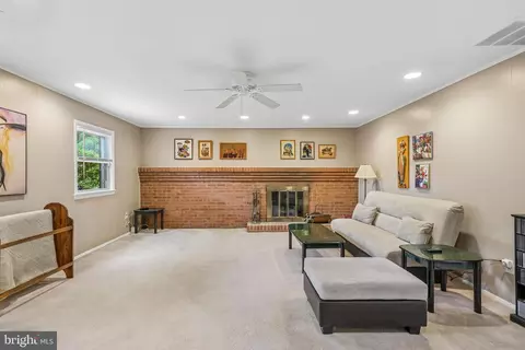 Living - 2 Foxhall Ct, Silver Spring, MD 20906 photo 3 of 5