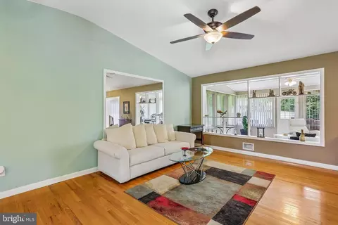 Living - 2 Foxhall Ct, Silver Spring, MD 20906 photo 1 of 5