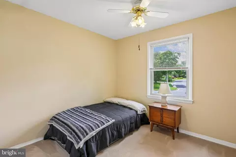 Bedroom - 2 Foxhall Ct, Silver Spring, MD 20906 photo 8 of 12