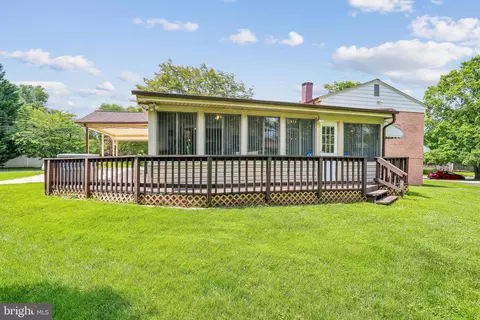 Exterior - 2 Foxhall Ct, Silver Spring, MD 20906 photo 15 of 15