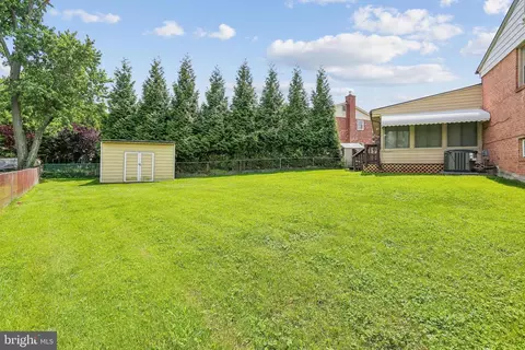 Exterior - 2 Foxhall Ct, Silver Spring, MD 20906 photo 14 of 15