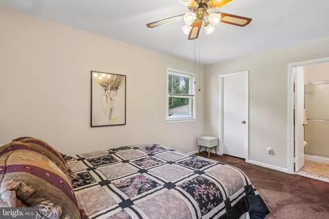 Bedroom - 2 Foxhall Ct, Silver Spring, MD 20906 photo 4 of 12