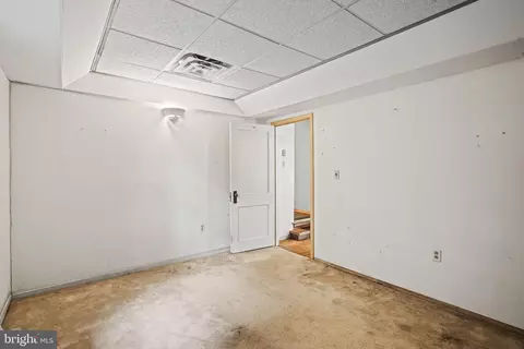 Bedroom - 620 Ritchie Ave, Silver Spring, MD 20910 photo 4 of 4