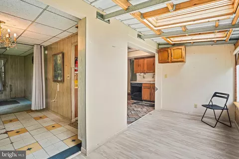 Entry Way - 620 Ritchie Ave, Silver Spring, MD 20910 photo 5 of 5