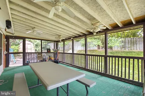 Exterior - 1011 Devere Dr, Silver Spring, MD 20903 photo 6 of 10