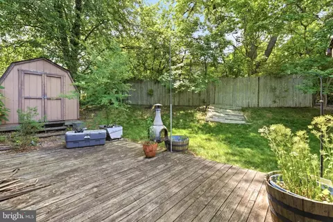 Exterior - 1011 Devere Dr, Silver Spring, MD 20903 photo 7 of 10