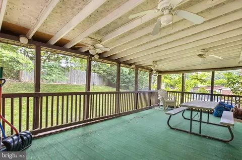 Exterior - 1011 Devere Dr, Silver Spring, MD 20903 photo 5 of 10